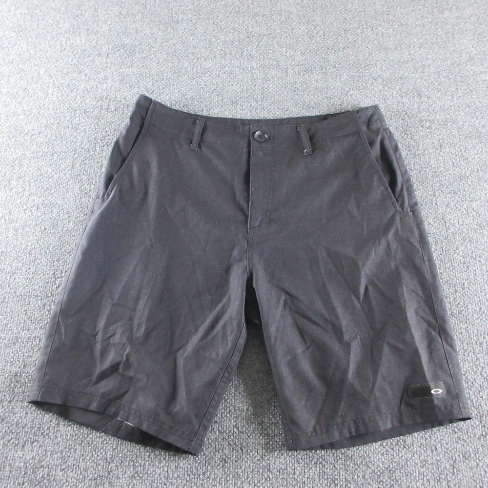 Oakley Shorts Mens 33 Black Polyester Microfiber Chino 10 Inseam Pockets Casual